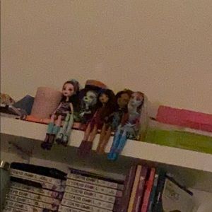 Meet your Posher, Abigail